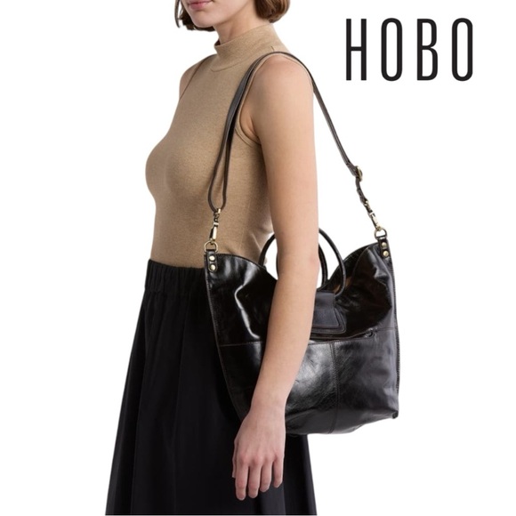 HOBO (NWT) Large Sheila Cross Body/Tote - Picture 1 of 14